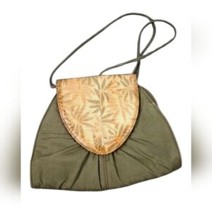 Jasmin 1970s vintage crossbody purse Canvas With Leather Flap